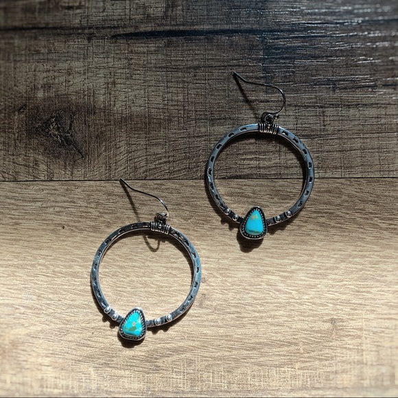 925 Silver Plated | Vintage Turquoise Hoops - Picture 4 of 5